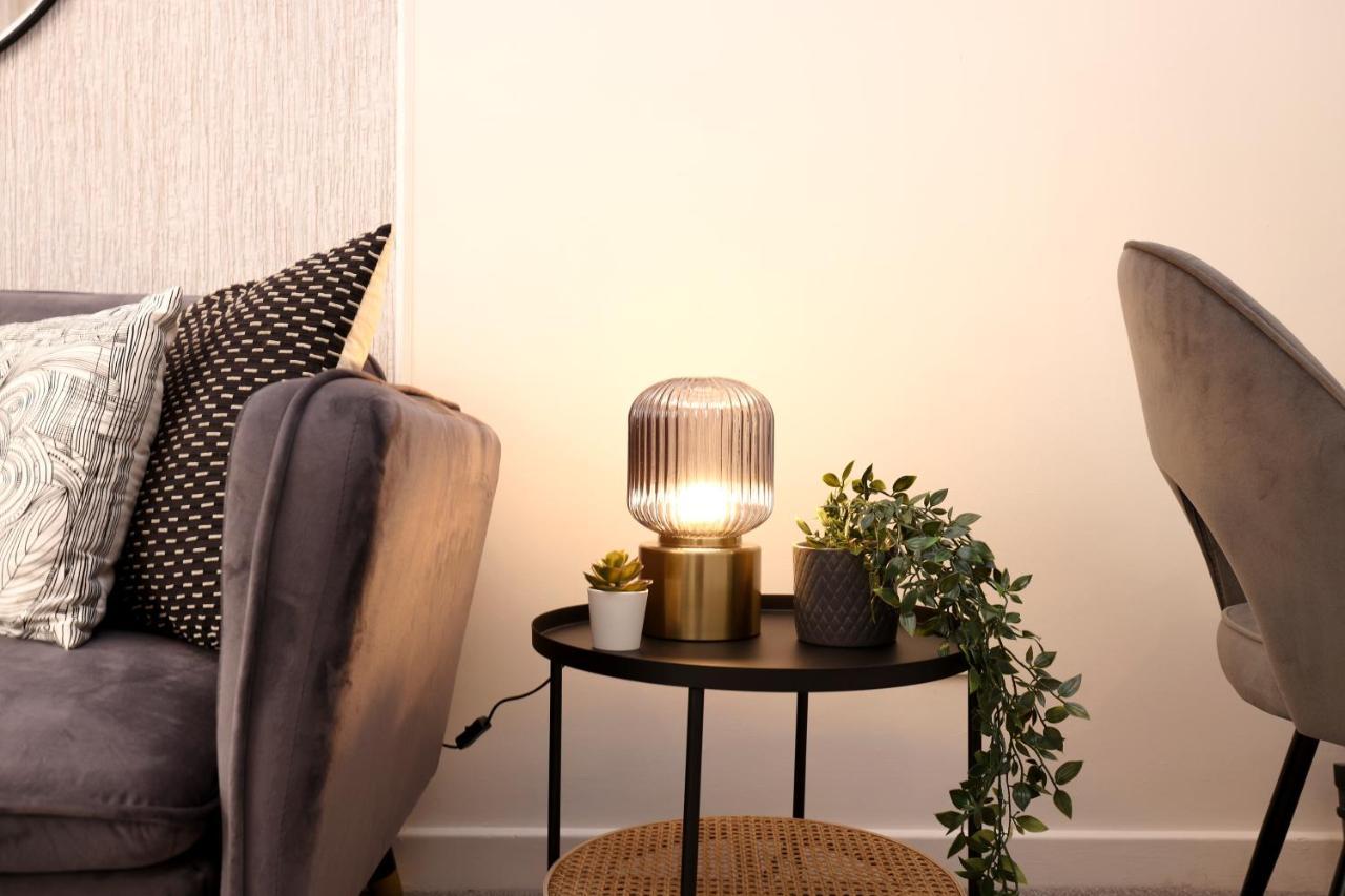 Joivy Modern 1 Bed Flat In West End, Close To Princes Gardens Единбург Екстер'єр фото