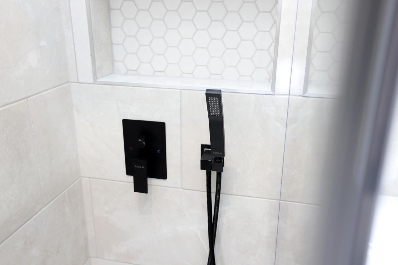 Joivy Modern 1 Bed Flat In West End, Close To Princes Gardens Единбург Екстер'єр фото