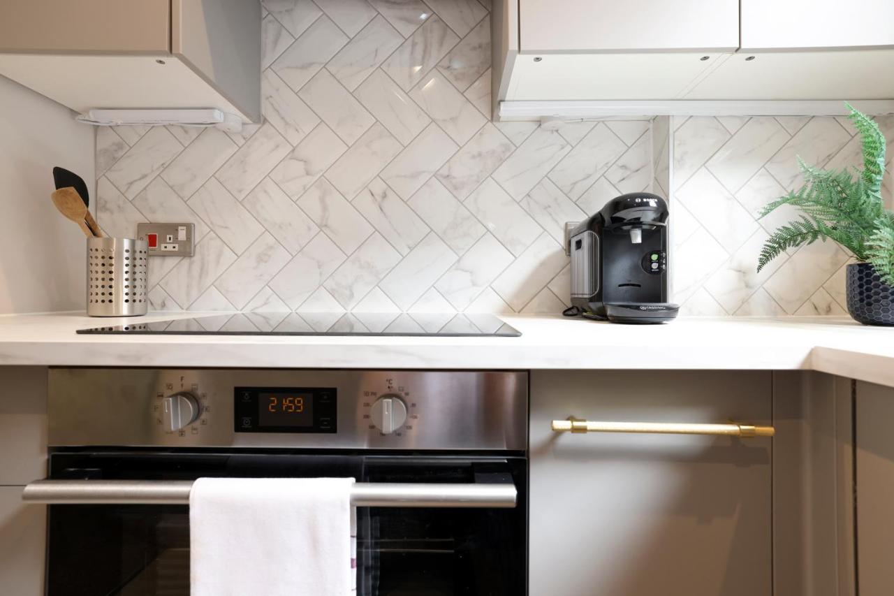 Joivy Modern 1 Bed Flat In West End, Close To Princes Gardens Единбург Екстер'єр фото